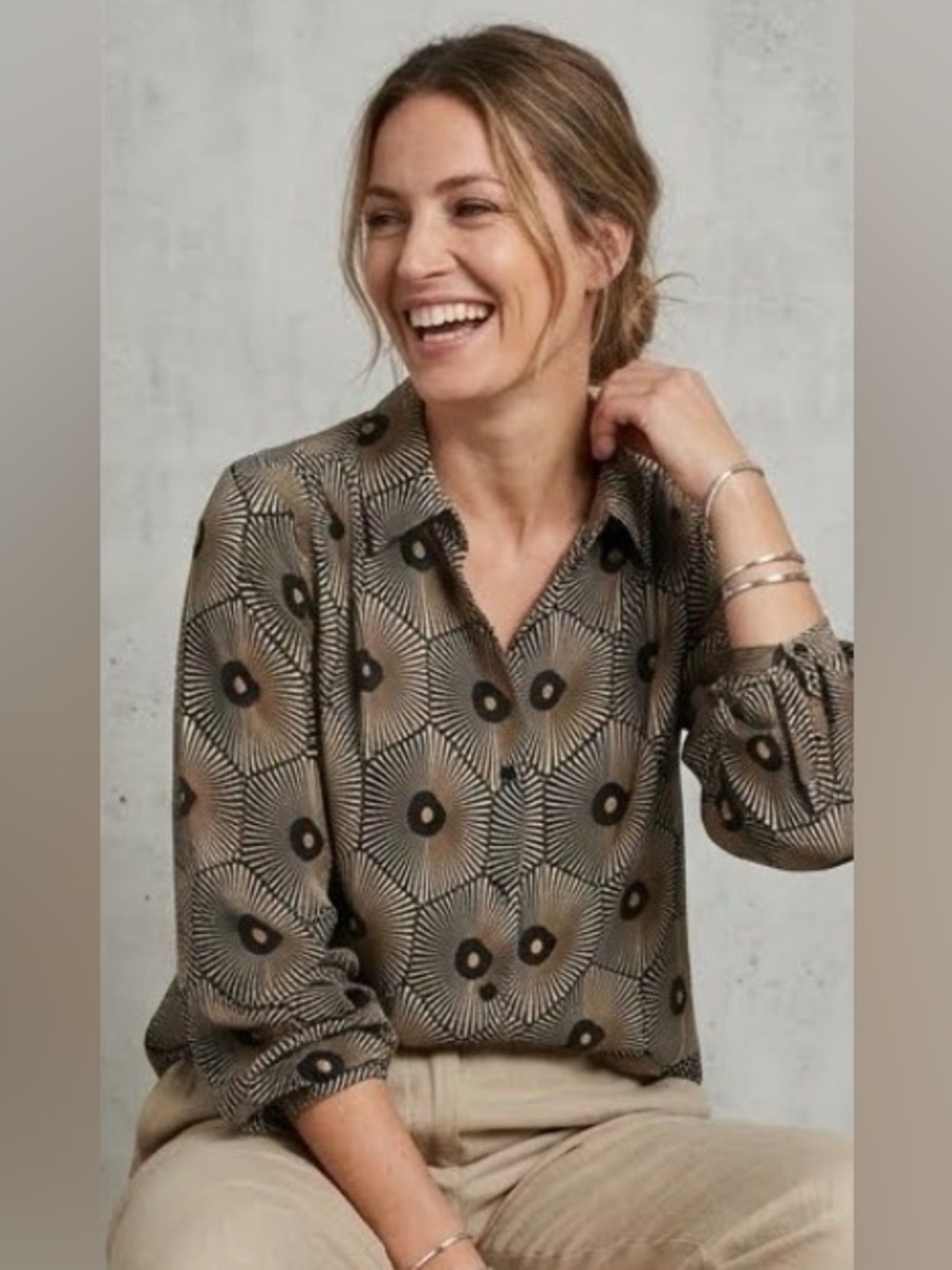 GEOMETRIC ABSTRACT PRINT LONG SLEEVE BLOUSE